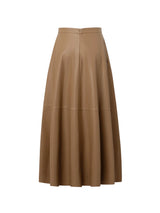 Falda midi efecto piel camel