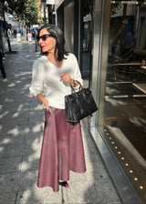 Falda midi efecto piel granate