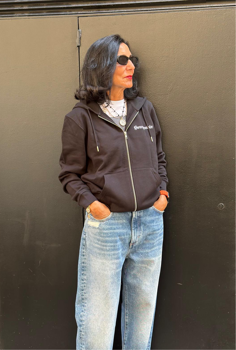 Sudadera negra con cremallera