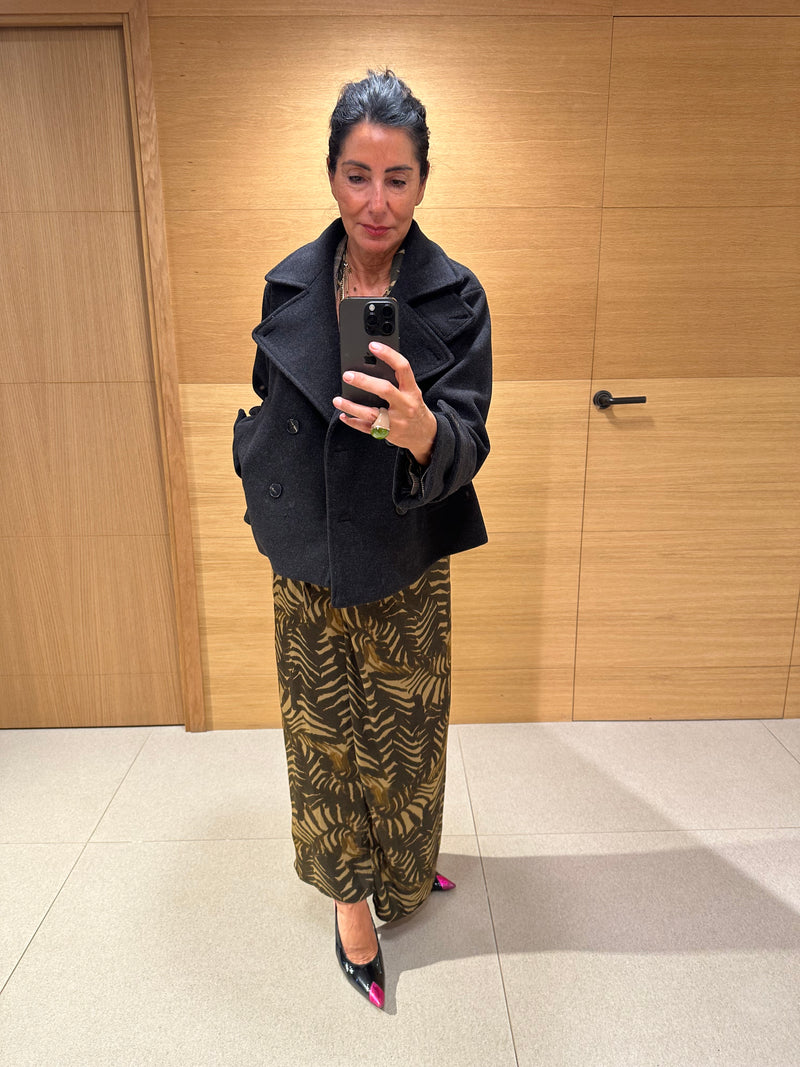 ABRIGO CRUZADO CON CUELLO PERKINS GRIS OSCURO