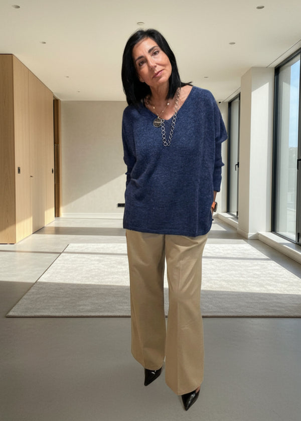 Jersey de pico azul oscuro over